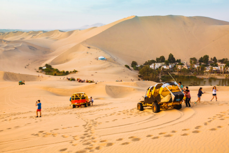 Traslado Paracas – Huacachina + Tubular y sandboarding.
